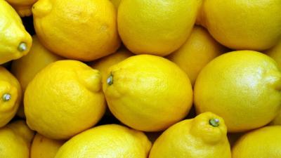 lemons-2039830_1920.jpg